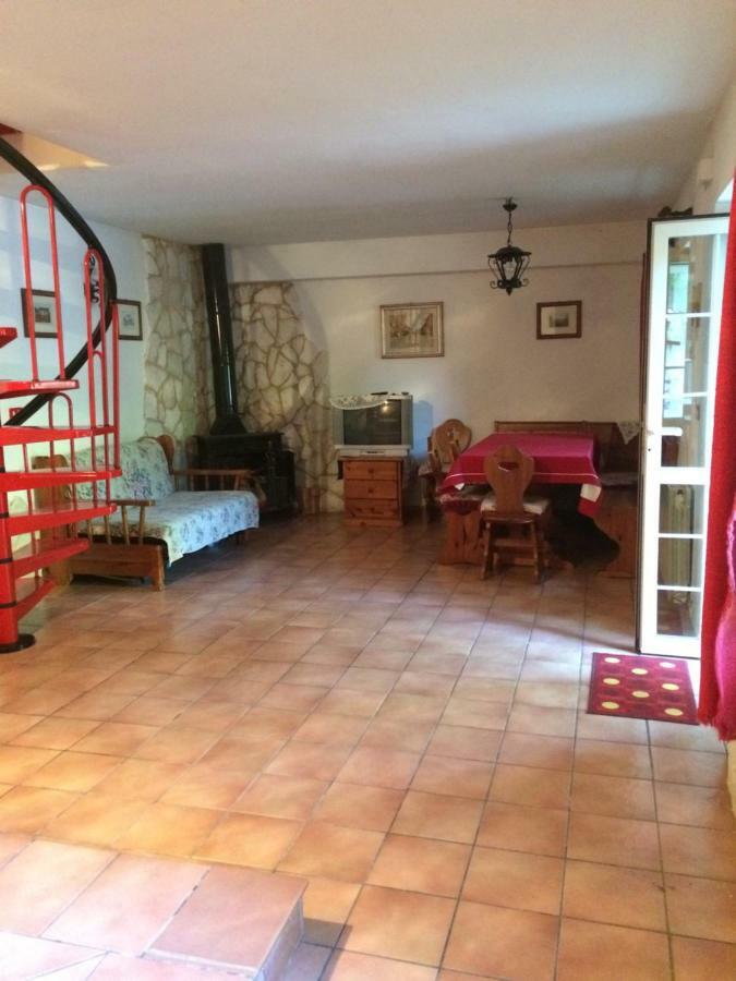 Casa Con Giardino Villa Pescasseroli Bagian luar foto